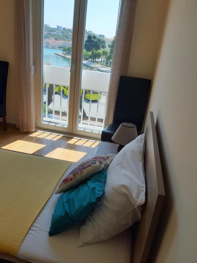 Apartman Petrovic City Center Trogir Dış mekan fotoğraf