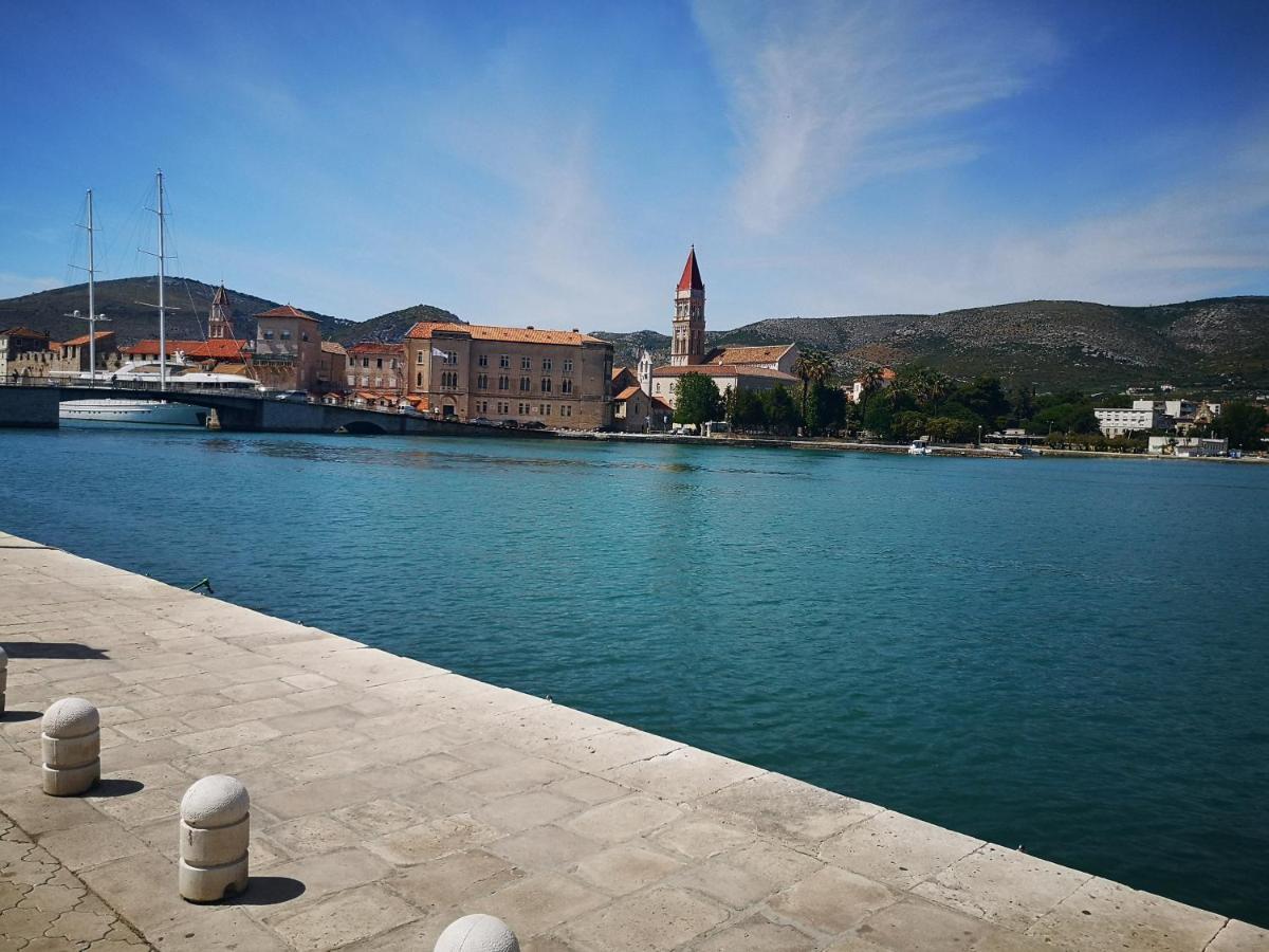 Apartman Petrovic City Center Trogir Dış mekan fotoğraf