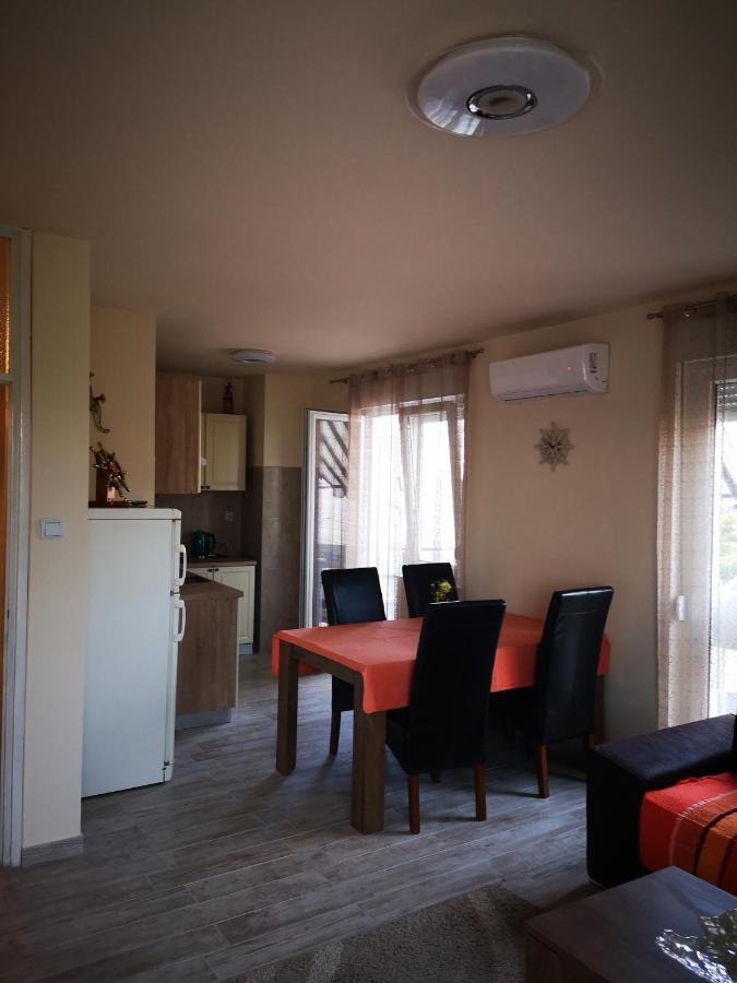 Apartman Petrovic City Center Trogir Dış mekan fotoğraf