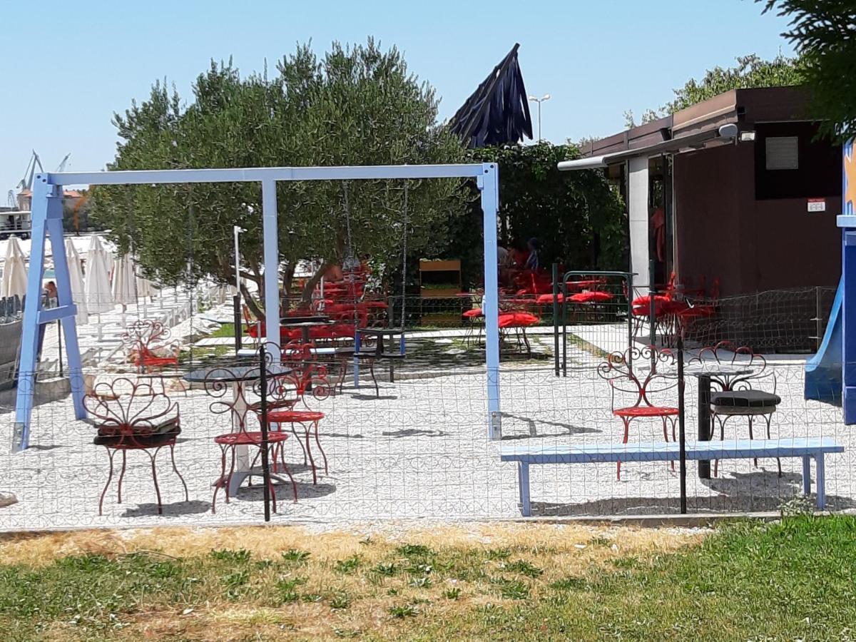 Apartman Petrovic City Center Trogir Dış mekan fotoğraf