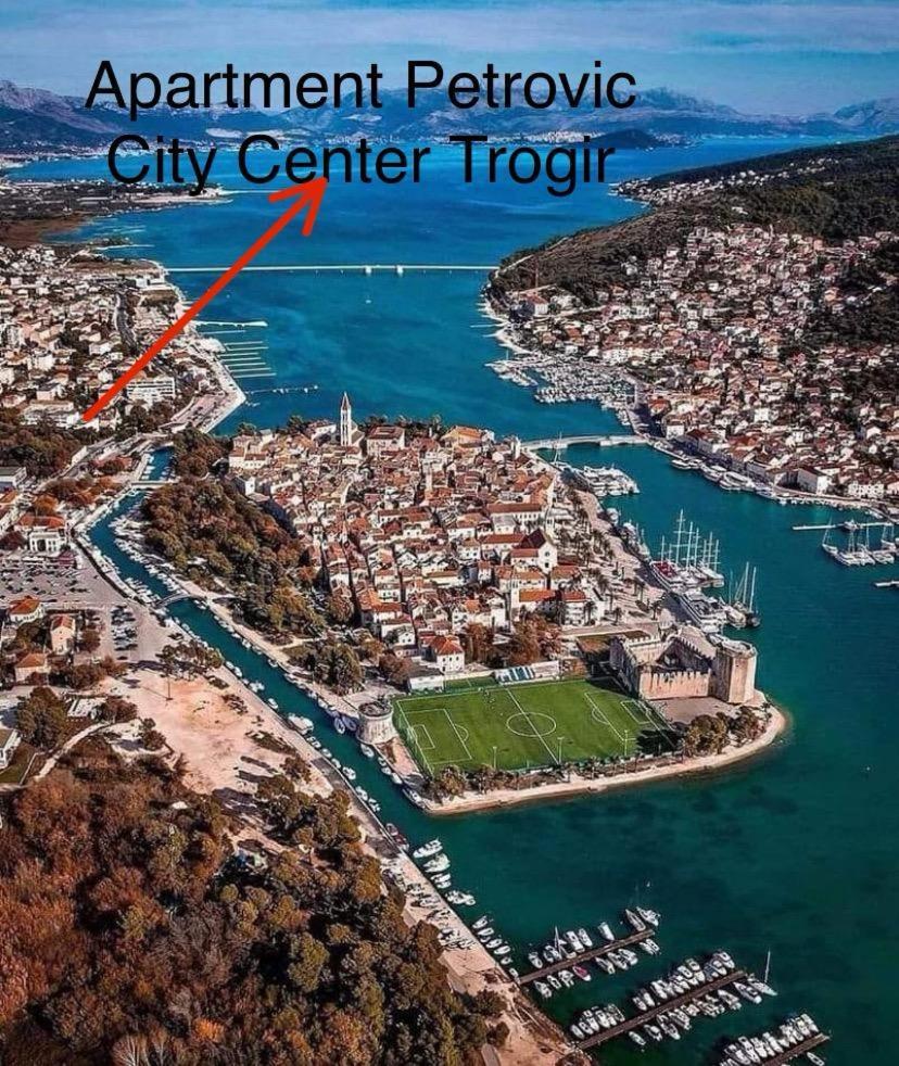 Apartman Petrovic City Center Trogir Dış mekan fotoğraf
